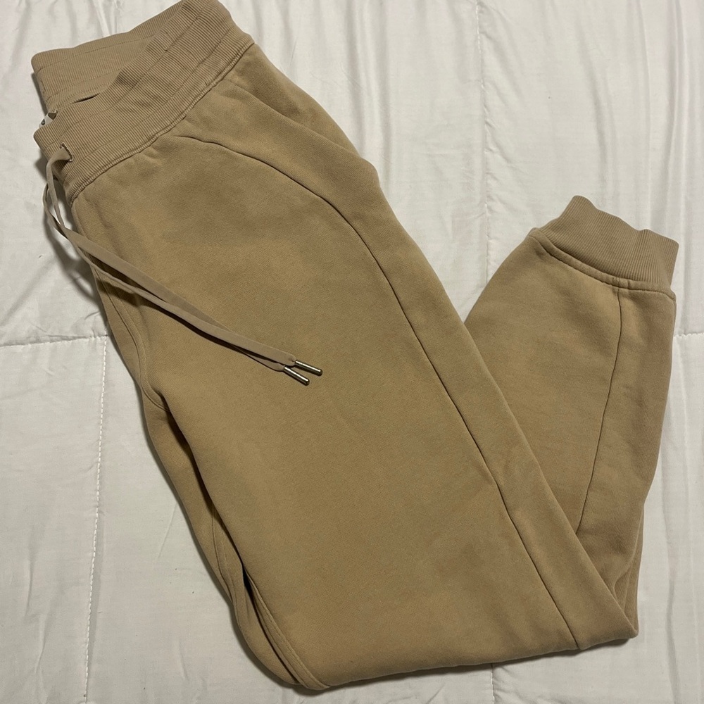 Beige Lululemon sweatpants/joggers